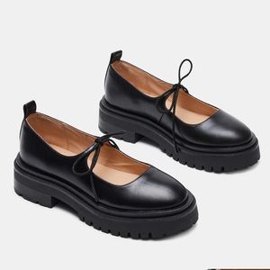 steve madden - landon black leather mary jane shoe